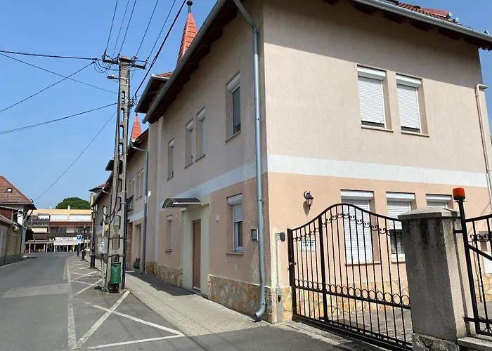 Luca Apartman
